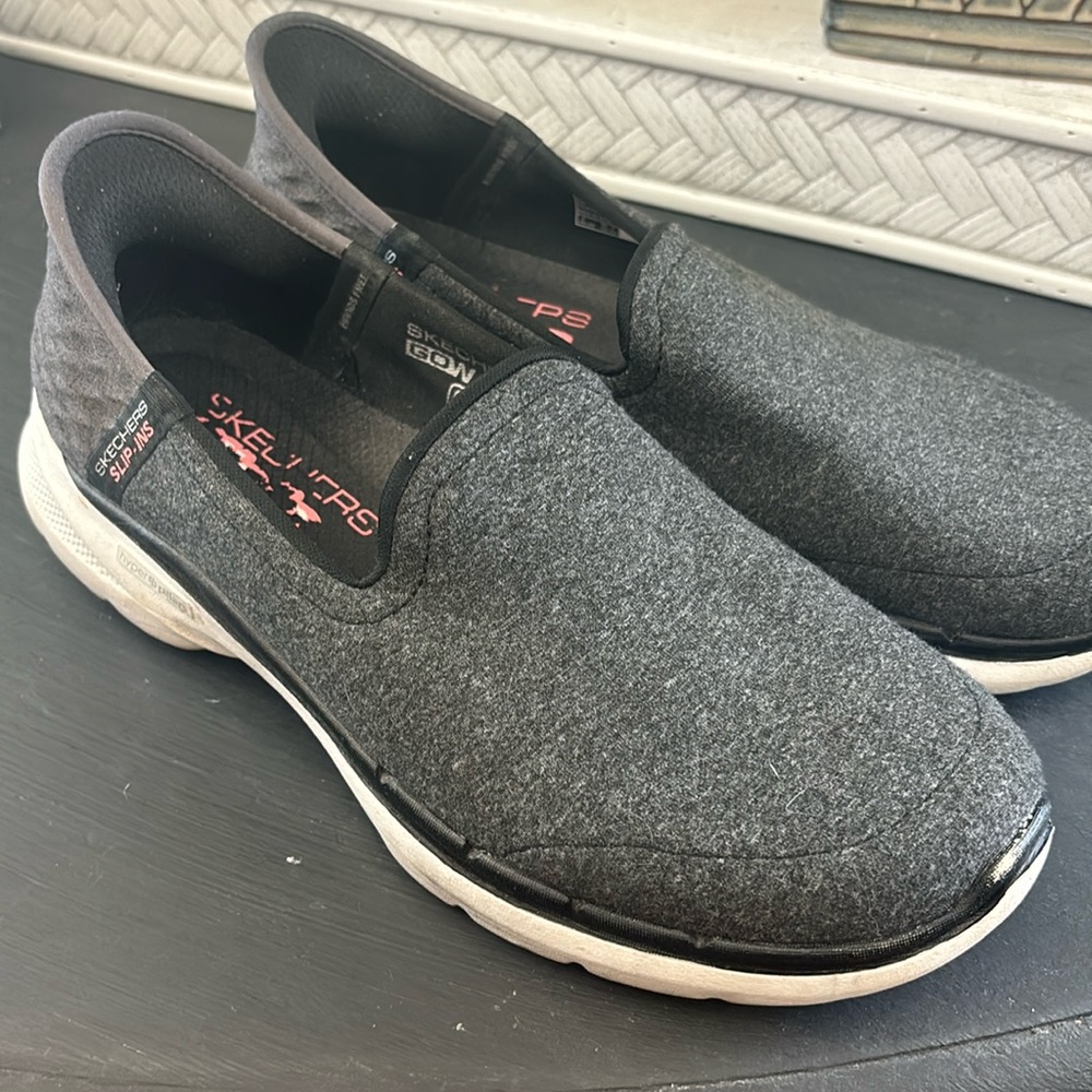 Slip on Skechers